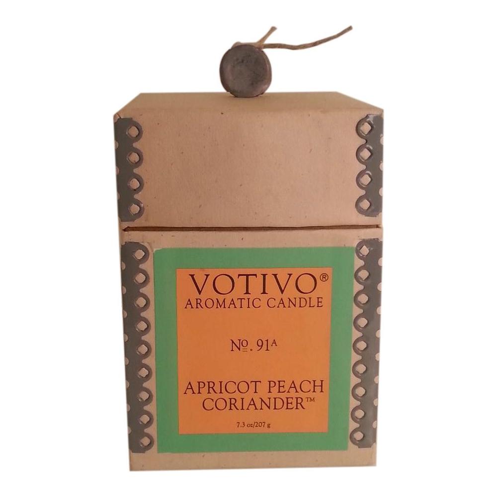 Votivo Aromatic Candle Apricot Peach Coriander 6.8oz